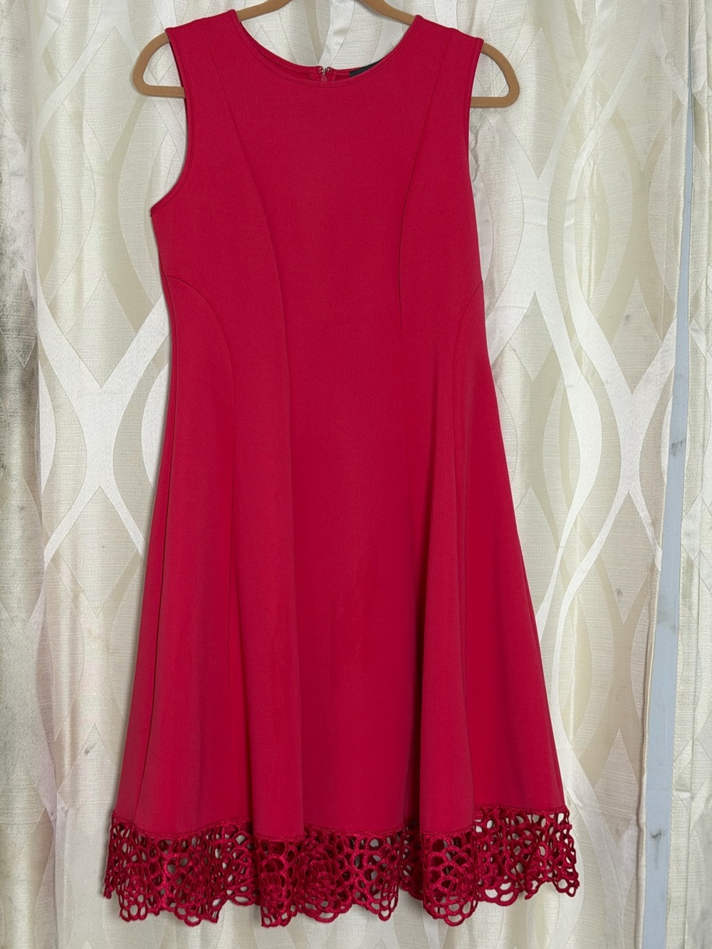 Donna Ricco Sleeveless Bright Pink Dress with Crochet Hem 14